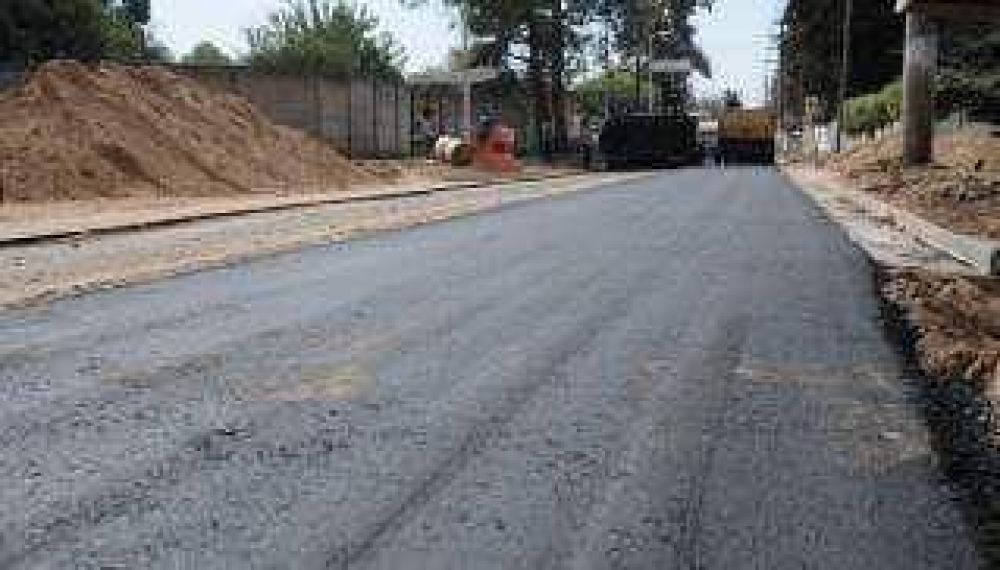 M�s asfalto en Tortuguitas