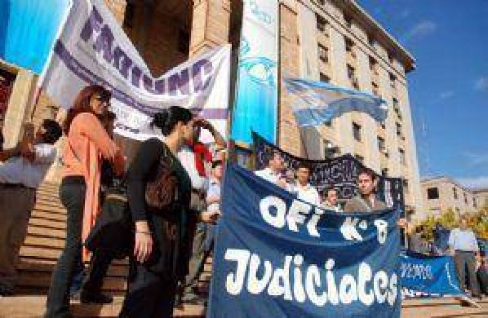S� en salud, pero rechazo en la Justicia