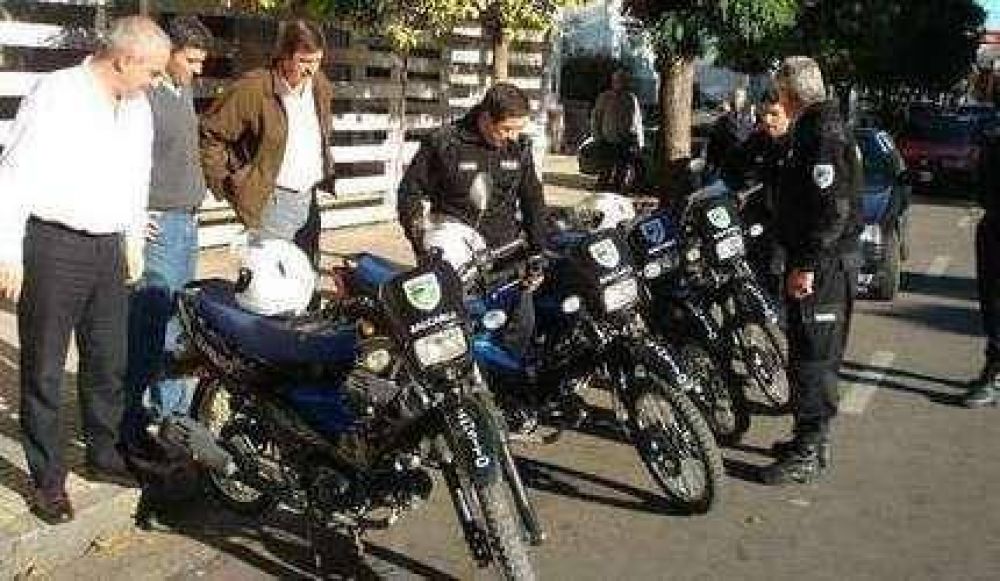 La Divisi�n Tr�nsito recibi� cuatro motos
