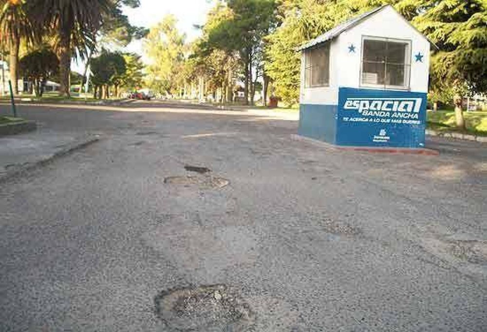 Este martes comienza la repavimentaci�n total de las calles internas del Parque Olavarr�a