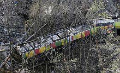 Descarril� un tren en Italia: hay al menos 10 muertos