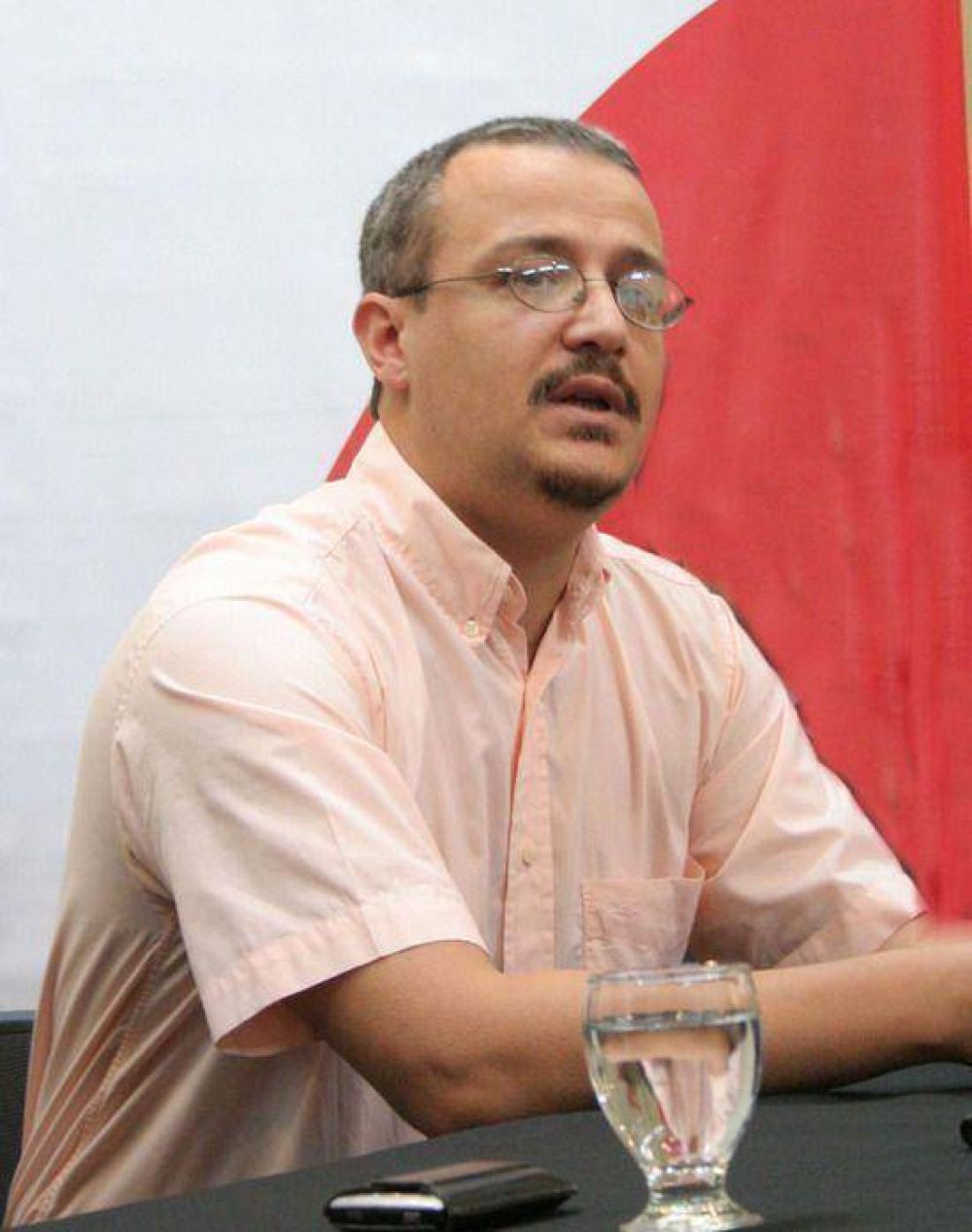  Lic. Oscar Trujillo: "Se utiliza el espacio del Concejo Deliberante para hacer pol�tica barata con una cuesti�n administrativa"