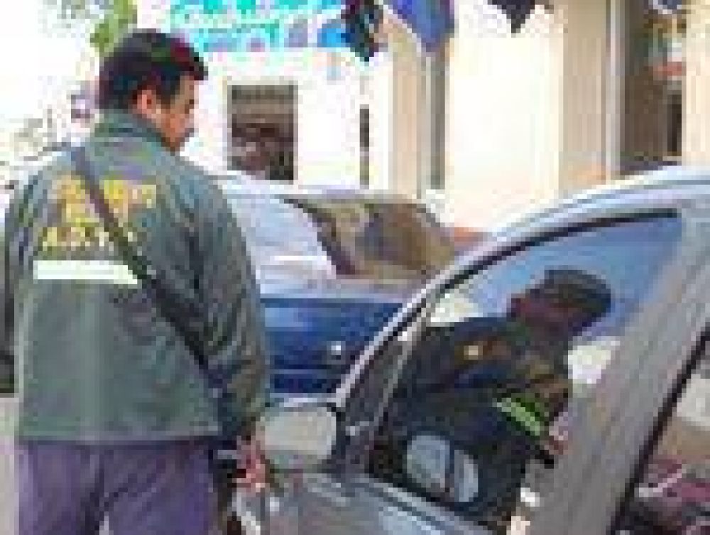 Firmaron ayer el nuevo contrato del estacionamiento medido