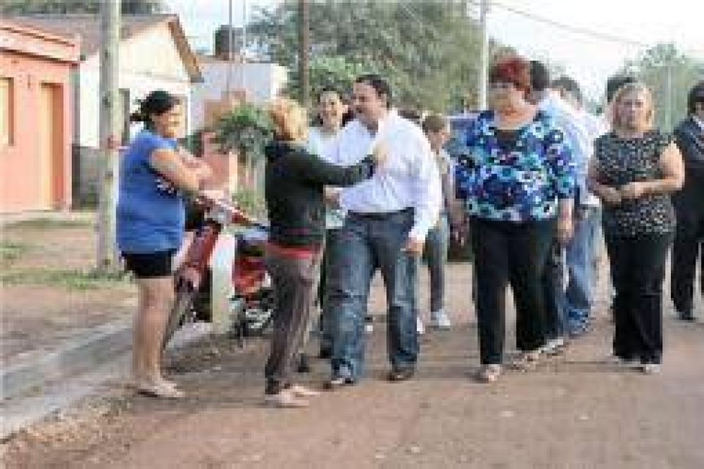 Dos nuevos barrios de la ciudad se suman al plan de asfaltado municipal