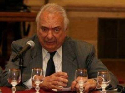 "En Santa Fe hay muchos trabajadores que no est�n ni en blanco, ni en negro"