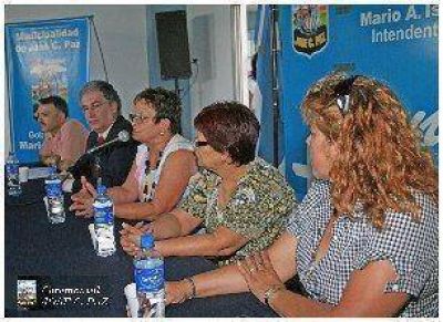 CAPACITACION EN ADICCIONES PARA MANZANERAS EN JOSE C. PAZ
