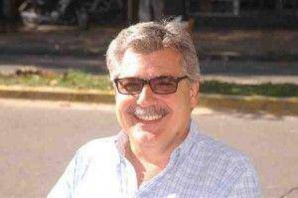 Mariano dijo que "el radicalismo est� adormecido ante la sociedad"