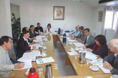 Piden abrir las listas en la categor�a municipal