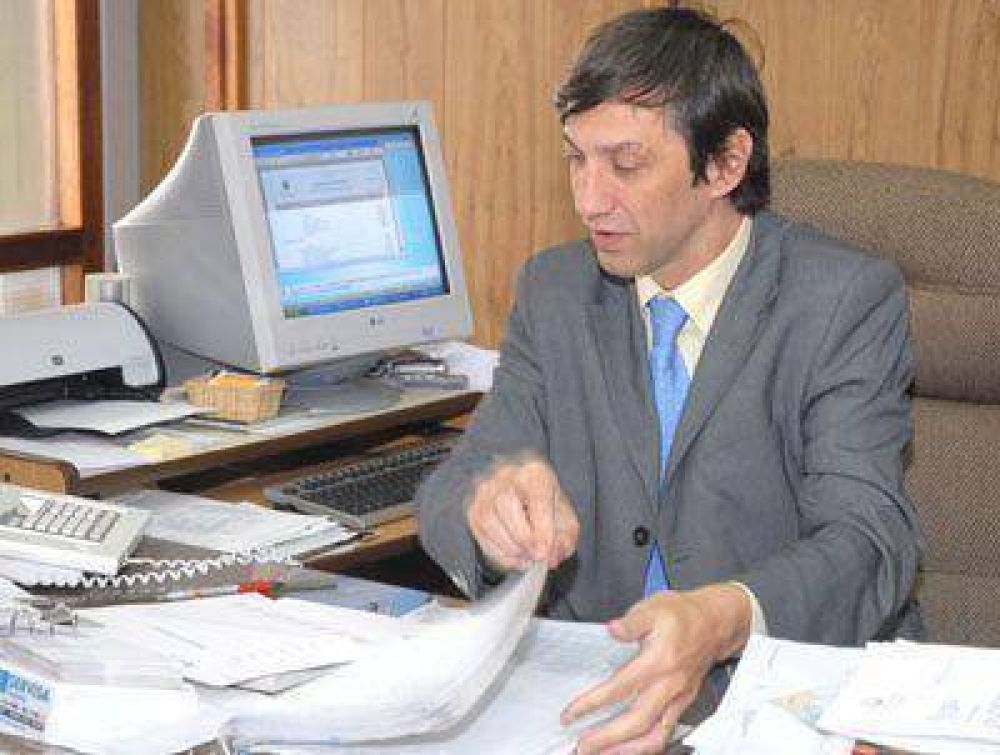 P�rez Rojas consider� "razonable" el monto del d�ficit municipal