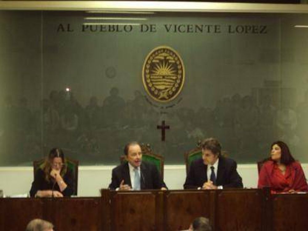 El Intendente Garc�a inaugur� las sesiones del HCD de Vicente L�pez