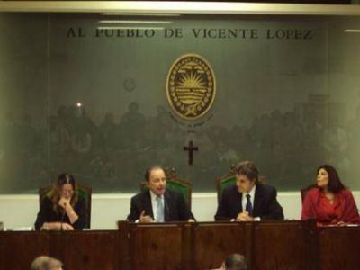 El Intendente Garc�a inaugur� las sesiones del HCD de Vicente L�pez