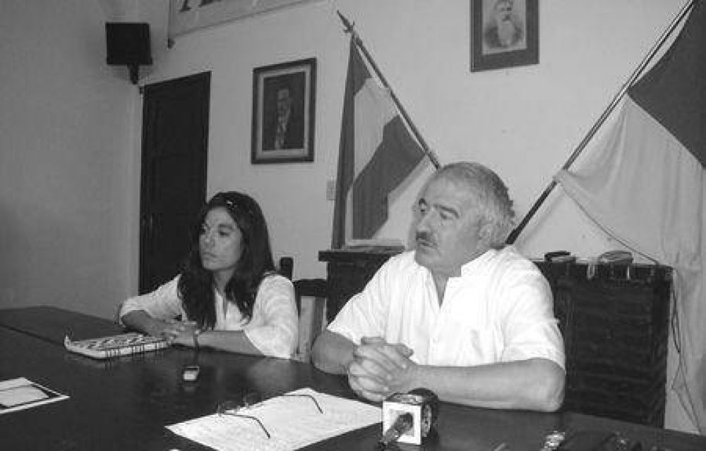 Oscar Sutich  Contest� al discurso de Casi en el Concejo Deliberante