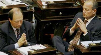 Marino: "aprobamos la ley que le devuelve a las provincias un poco de dignidad" 