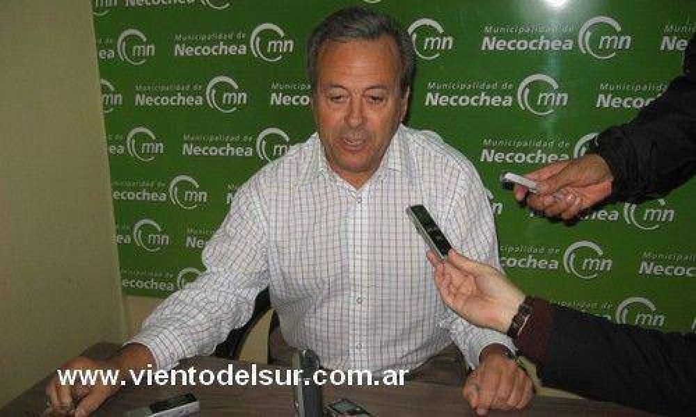 Molina anunci� que el CIC estar� terminado en 90 d�as