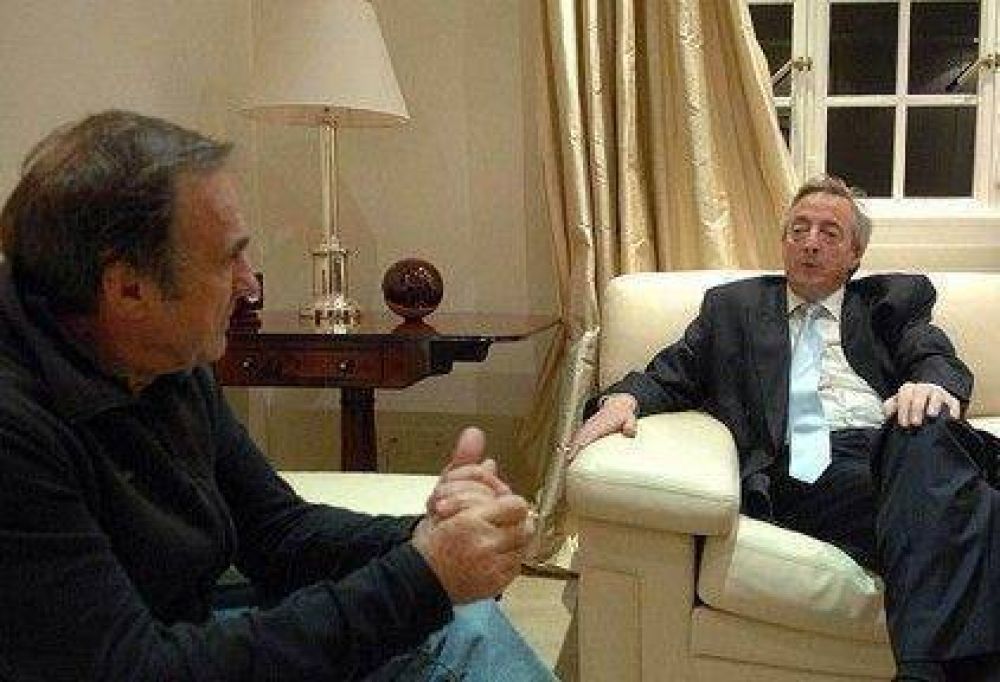 N�stor Kirchner se junt� con 20 intendentes de Santa Fe para aislar a Reutemann