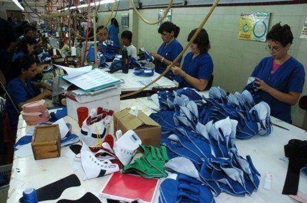 El Gobierno de Scioli destin� cerca de $700 mil para facilitar cr�ditos a PYMES de Saladillo 