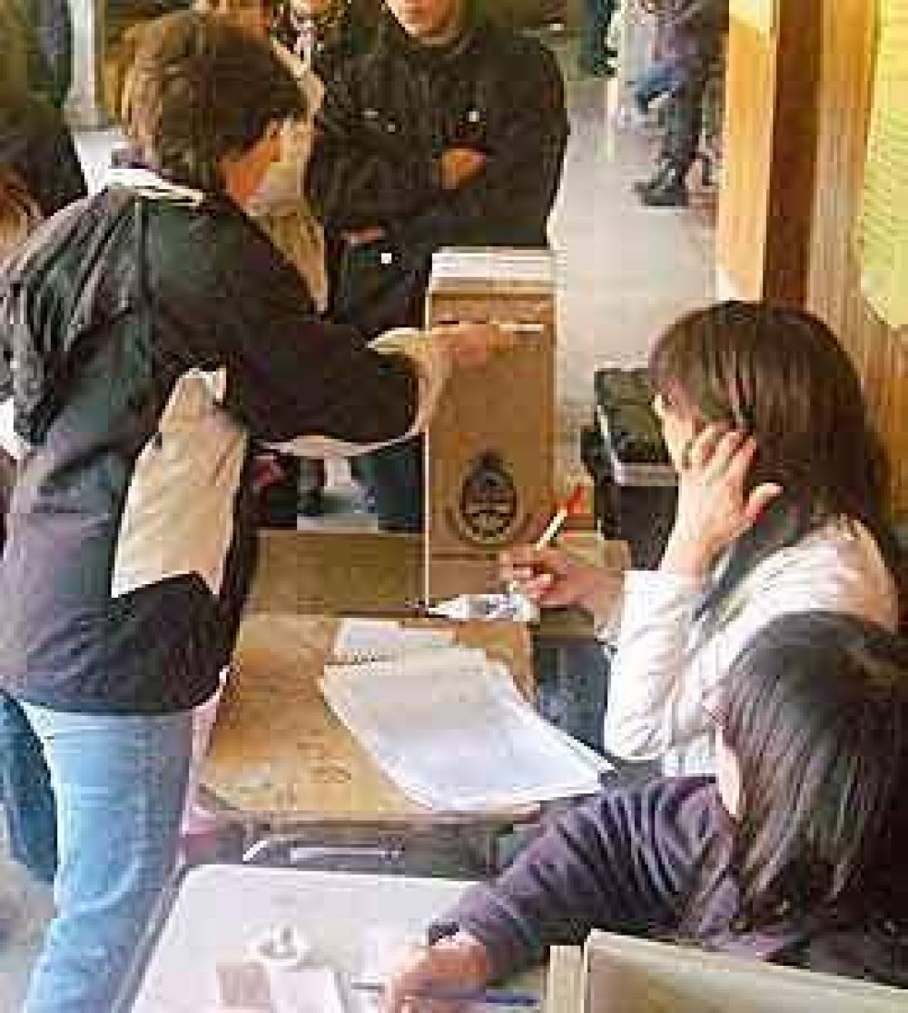 El partido SUR elije hoy sus autoridades internas