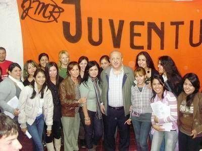 Los renovadores lanzaron la campa�a en Capital