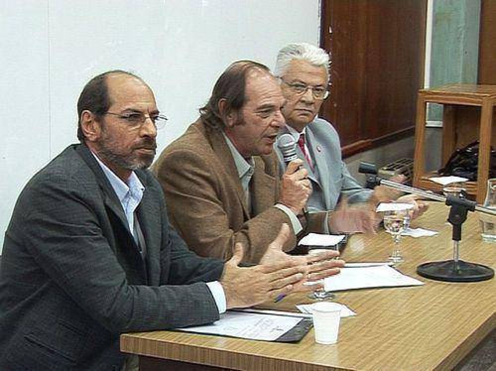 Slavoutski y Alab� tomaron las riendas de la Facultad de Humanidades de la UNJu