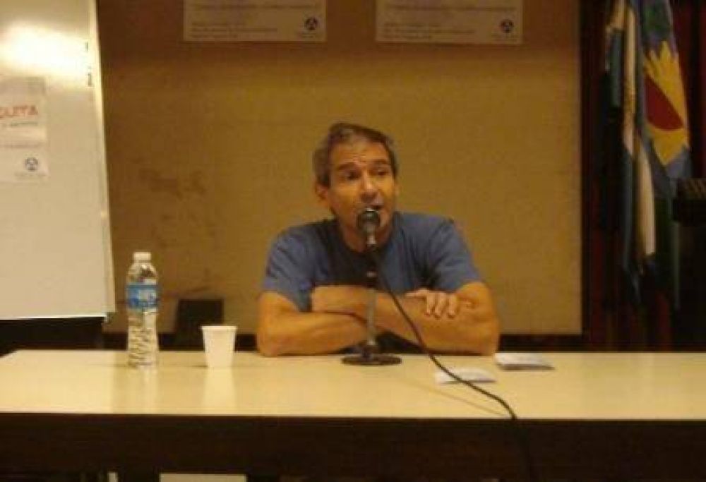 "Hay que establecer un vinculo entre el receptor y la informaci�n"