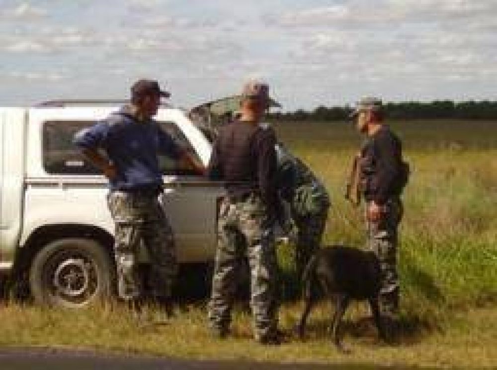 General Alvear: Suspenden la b�squeda de presos fugados del penal