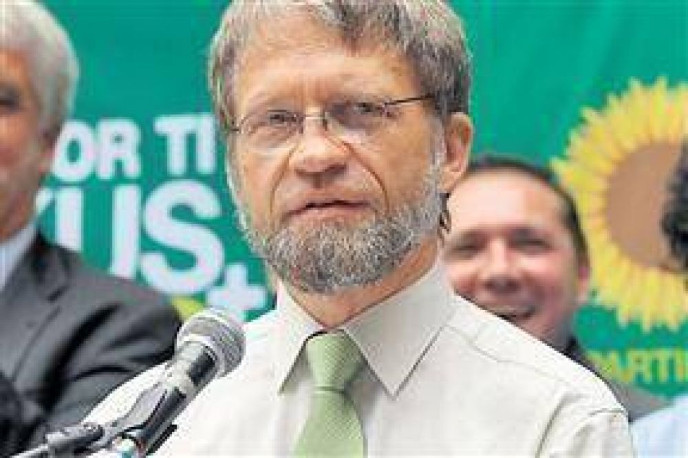 Mockus, el exc�ntrico candidato que desaf�a el poder de Uribe