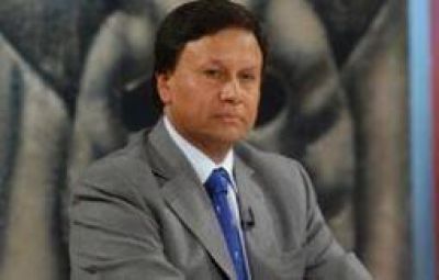 �ngel Maza busca volver a la arena pol�tica fusionado con la UCR