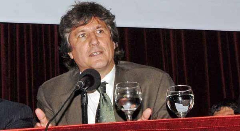 Boudou sali� a apurar el inicio del canje 