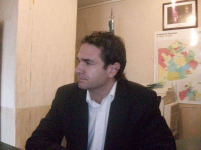 VAZQUEZ QUIERE DESEMPLEO CERO