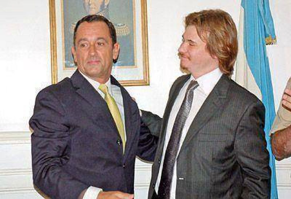 El intendente puso en funciones a Ramiro Illia al frente de la Direcci�n de Acci�n Social