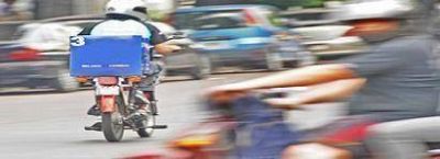 Delivery: crean un Registro y obligan a contratar repartidores "en blanco"