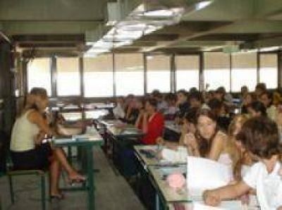 La Plata: Lanzan Programa de Apoyo para Estudiantes universitarios