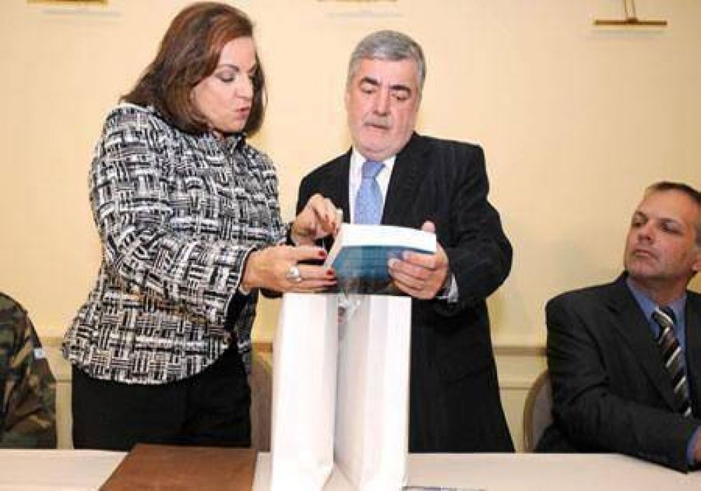 Soldados podr�n completar estudios en la provincia
