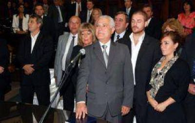 Juraron los diputados y el cobismo le sac� al PD una vicepresidencia