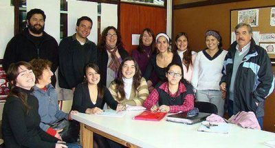 Docentes y estudiantes de la Facultad de Ciencias Sociales realizan un Proyecto de Voluntariado en Loma Negra