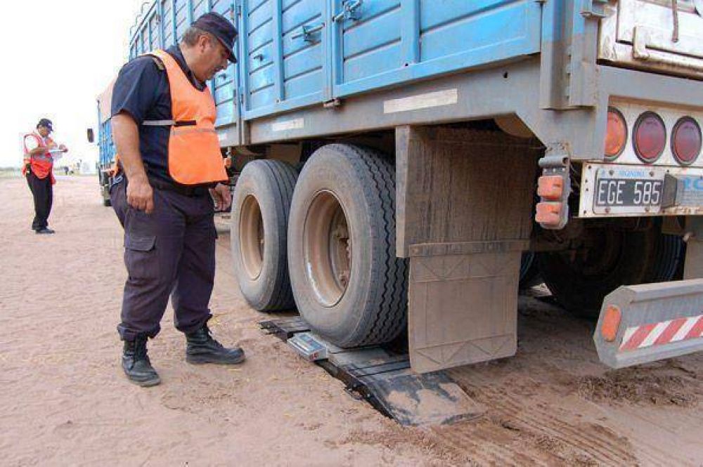 El Municipio de 25 de Mayo inici� controles de carga ayer en Vald�s