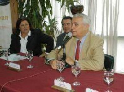 General San Mart�n: Presentaron programa "Autoempleo Joven"