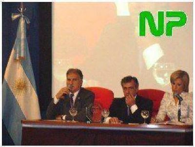 INAUGURARON EL XV PERIODO DE SESIONES ORDINARIAS EN MALVINAS ARGENTINAS