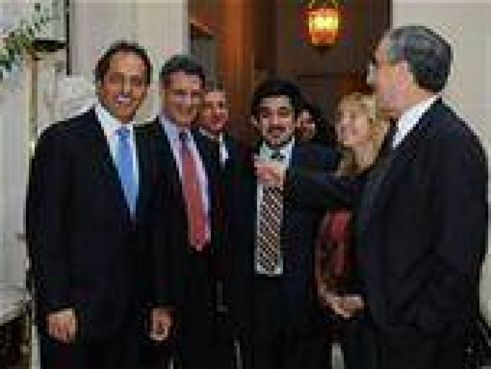 Scioli recibi� a m�ximas autoridades del BID