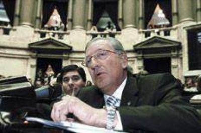 "Respet� las leyes y todos los reglamentos"