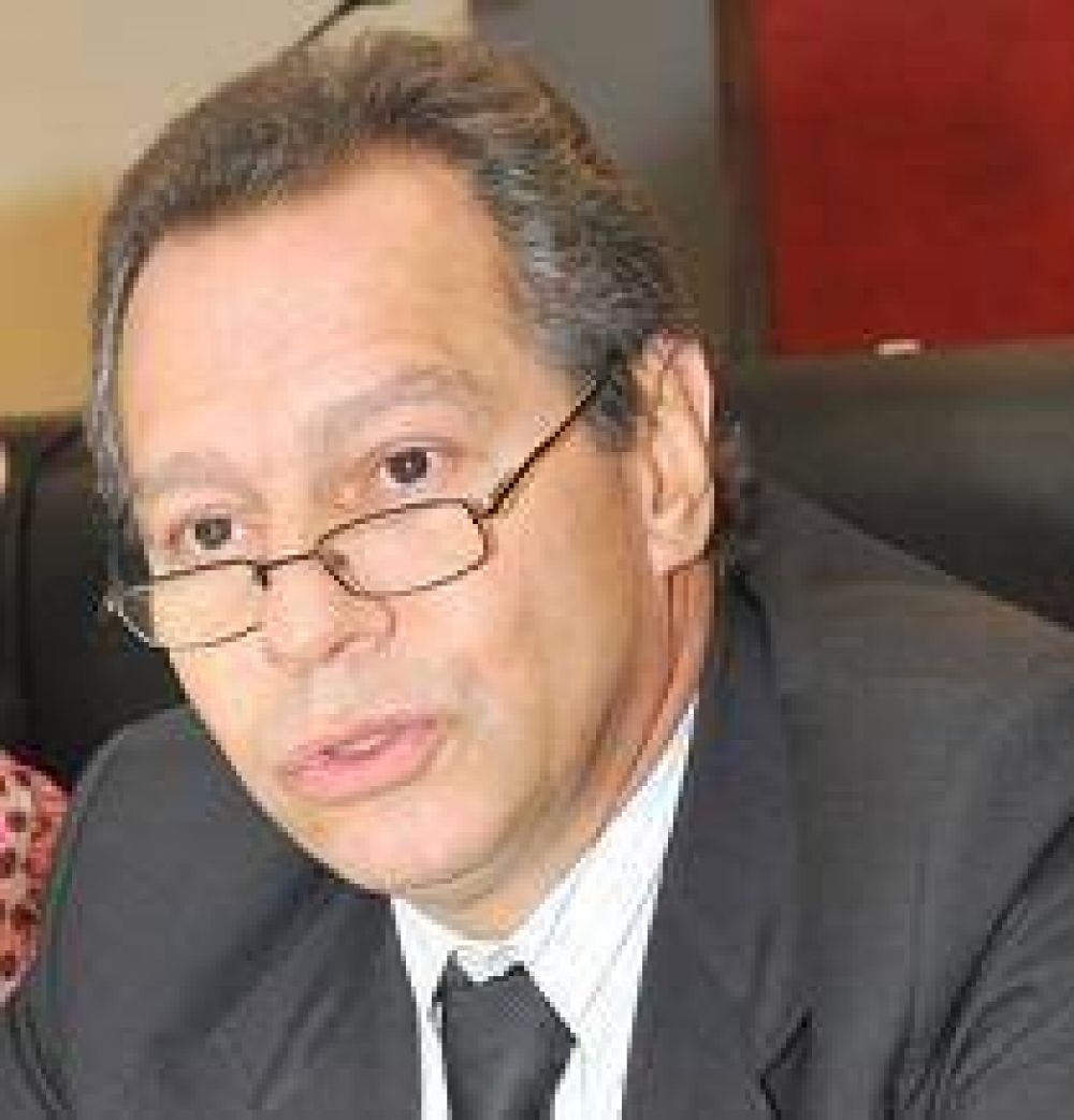 Juan Jos� Bergia desconf�a de los procedimientos que impulsa Illia