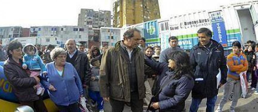 Scioli: "Rechazo los escraches, vengan de donde vengan" dijo