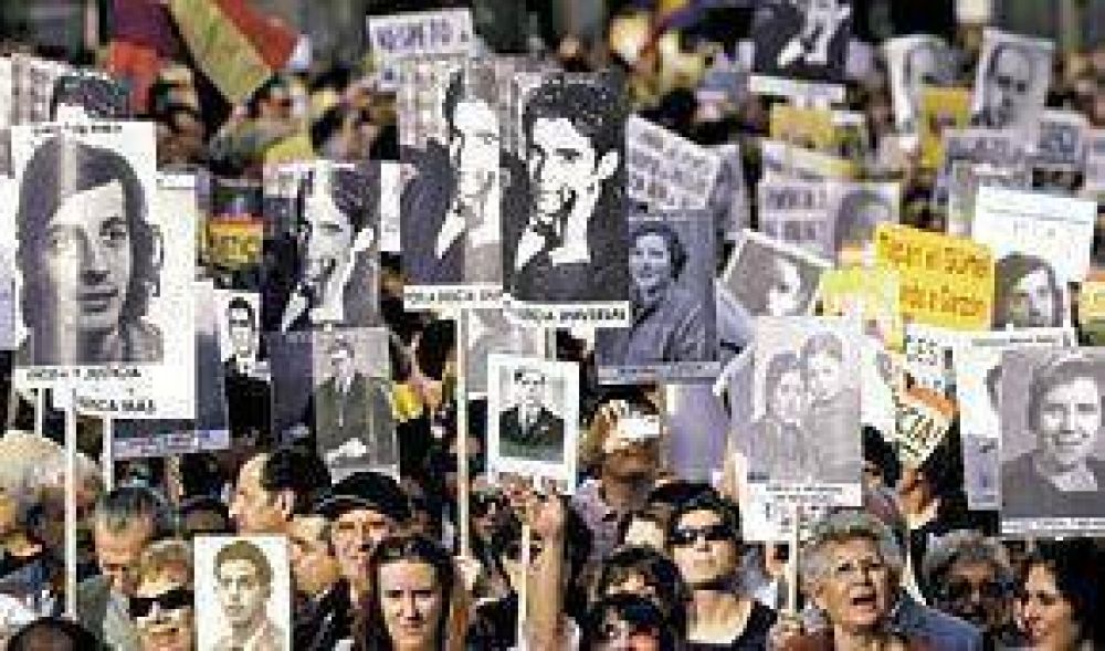 Marchas en Espa�a en favor del juez Garz�n y contra la impunidad