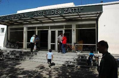  Salud recort� gastos y empez� por horas extras