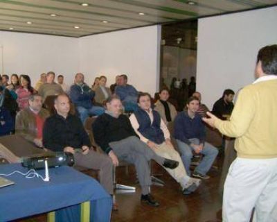 Debate sobre el futuro productivo de la zona