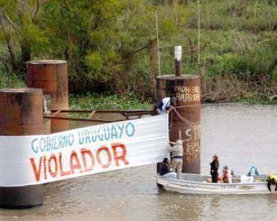 La dirigencia dijo presente en la manifestaci�n de los asamble�stas