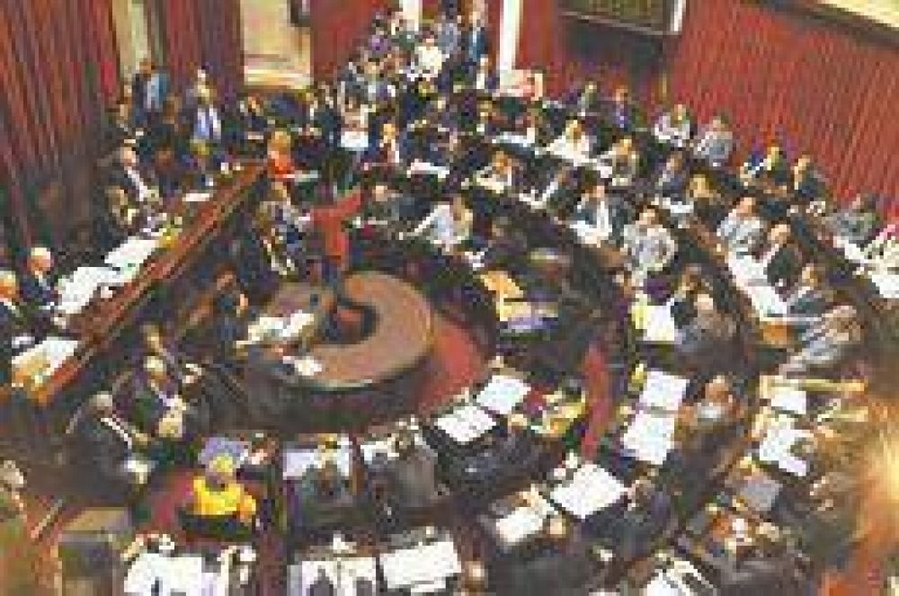 La danza de la ley y el decreto