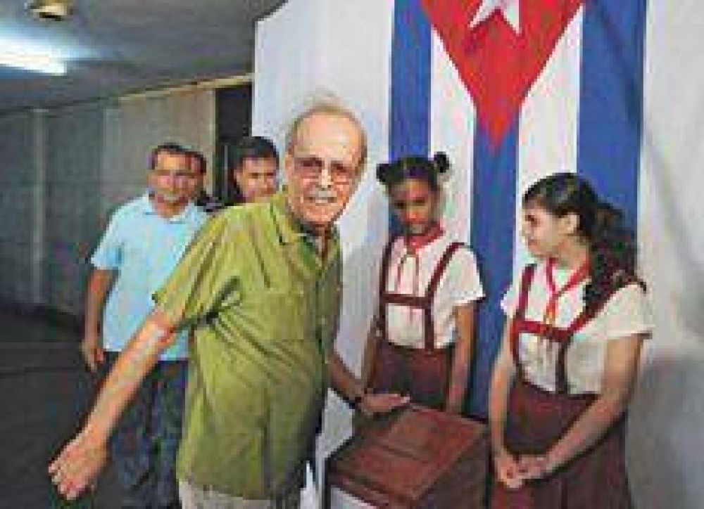 Cuba pide al menos un a�o sin embargo