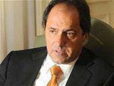Scioli asegur� que gracias a la asignaci�n por hijo "creci� un 20 por ciento la matr�cula escolar"