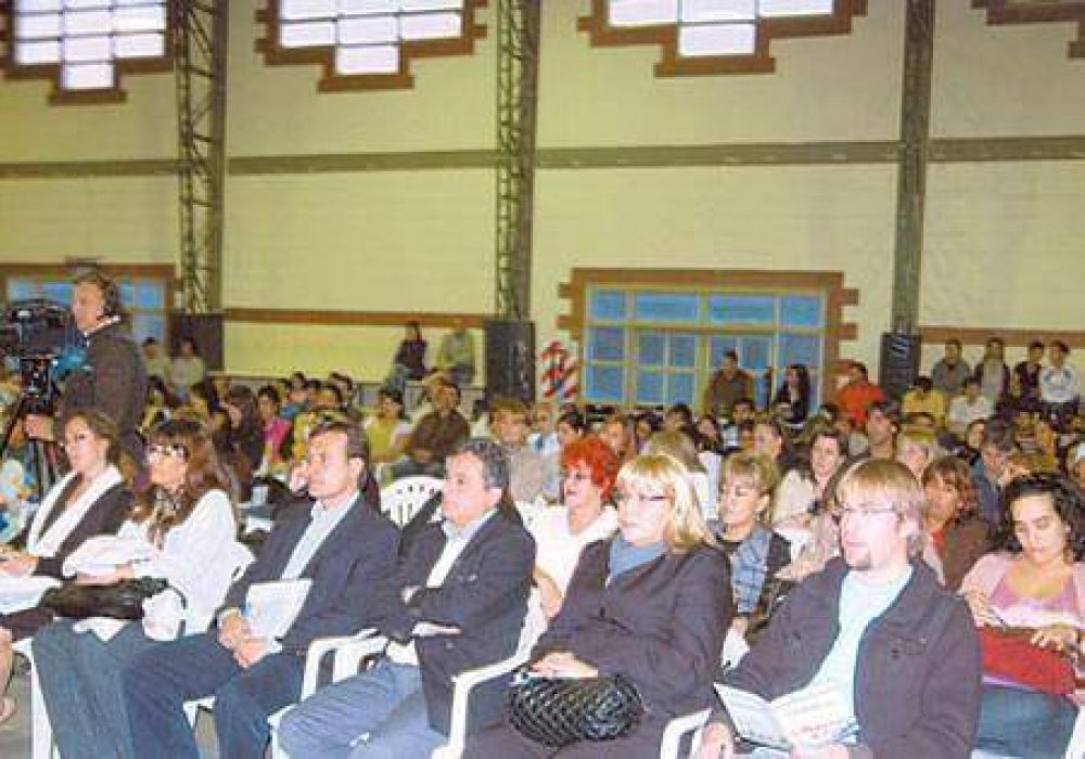 Cerraron en Trelew el debate de la nueva Ley de Educaci�n